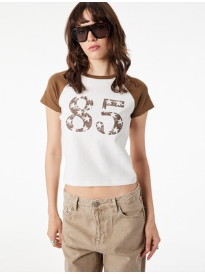 Koton Baskılı Kısa Reglan Kollu Slim Fit Bisiklet Yaka Crop Tişört