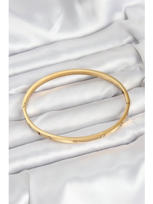 Luord - Store 316L Çelik Gold Renk Zirkon Taşlı 65 mm Ince Kadın Kelepçe Bileklik - Lisinya