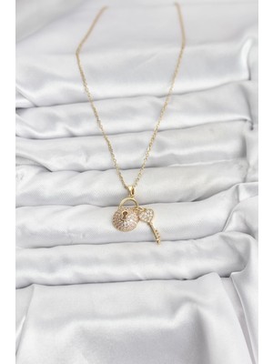 Luord - Store 316L Çelik Zincir Gold Renk Kilit Anahtar Model Zirkon Taşlı Kadın Kolye - Lisinya