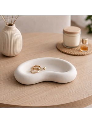Lumi Home Doğal Kavisli Dekoratif Beton Tepsi Mat Beyaz Modern Sunum Tepsisi