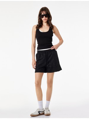 Koton Slim Fit Beli Bağcıklı Cepli Simli Mini Şort