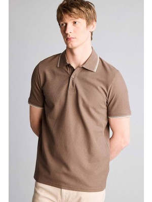 DeFacto Pamuklu Regular Fit Waffle Kısa Kollu Polo Tişört D7932AX26SP