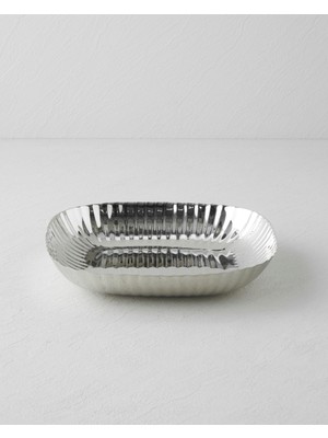 English Home Anissa Metal Dekoratif Tabak 27,5x22x4 cm Gümüş