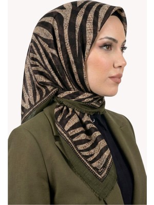 Hadiora Kadın Haki  Zebra Desenli Flamlı Eşarp