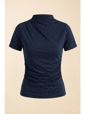 AKD Atelier Kadın T-Shirt Kısa Kollu Taşlı Drapeli Sandy Kumaş Kısa Şık Bluz
