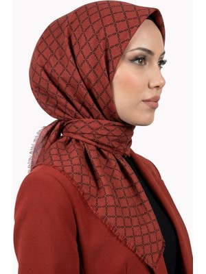 Hadiora Kadın Kırmızı Geometrik Desenli Flamlı Eşarp