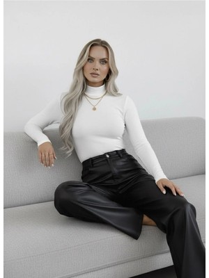 Hashtag Kadın Balıkçı Yaka Uzun Kollu Body – Basic Düz Model