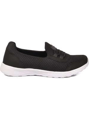 Walkway Siyah-Beyaz Hafif Esnek Kadın Günlük Ayakkabı 575 G