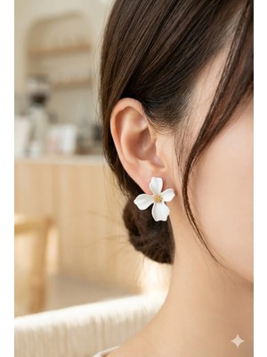 Tılsım Accesories Çiçek Küpe Beyaz