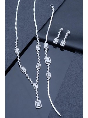 Innuendo Jewelry 925 Ayar Gümüş Kadın Baget Taşlı Elegant Set