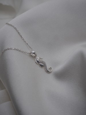 925 Ayar Denizatı Figürlü Zirkon Taşlı Gümüş Kolye