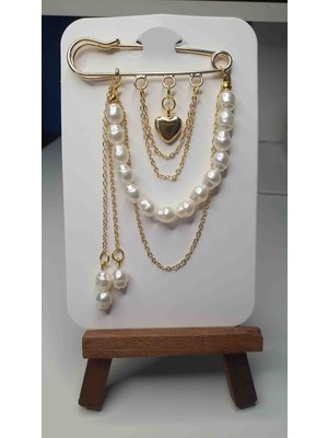 Mg-Storyy Kadın Iskoç Yaka Iğnesi – Inci Detaylı Zincirli Broş, Gold Renk Şık ve Benzersiz Tasarım Sınırlı Üretim Hand Made