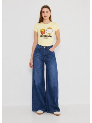Akabi Online Kadın Slim Fit Baskılı Elestanlı Kısa Kol Sarı Tişört