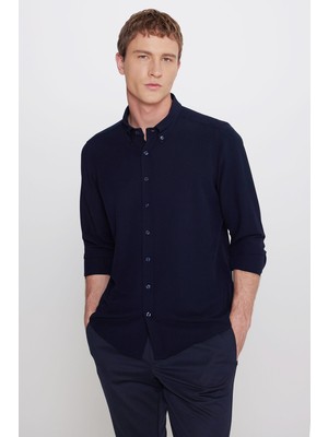 Altınyıldız Classics Slim Fit Dar Kesim Düğmeli Yaka Gofre Desenli Gömlek