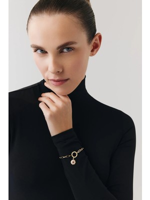 Goldium Jewellery Yuvarlak Kırmızı Taşlı Çiçek Madalyon Charm Bileklik