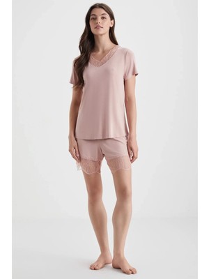 Penye Mood Dantel Detaylu V Yaka Kısa Kollu Yumuşak Dokulu Kumaş Kadın Şortlu Pijama Takım