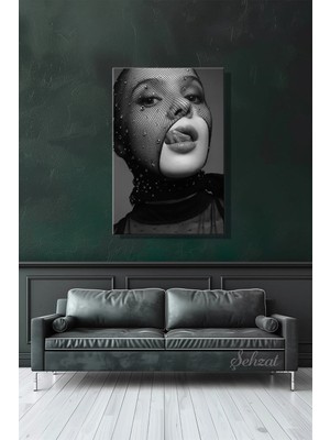 Şehzat Nü Kadın Portre Maske Dikey Tekli Kanvas Duvar Tablosu Modern Salon Yatak Odası Ofis Cafe