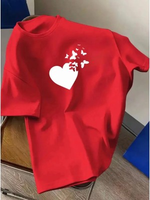 Nigrum Pardus Nıgrum Pardus Büyük Beden Özel Seri Kalbin Kelebekleri Baskılı %100 Pamuk Oversize Kadın T-Shirt