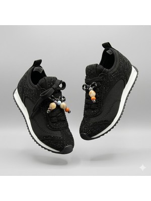 Kindep (Izlife) Damla Taş Detaylı Günlük Kadın Ayakkabı Siyah