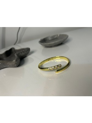 Hüma Butik 316L Çelik Gold Yılan Figürlü Taş Detaylı Tasarım Kelepçe