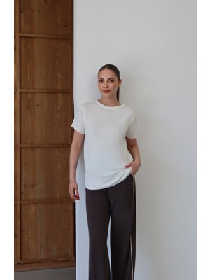 Roea Detaylı Modal T-Shirt Ekru