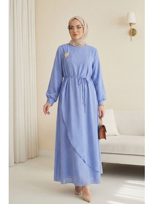 Moda Morfo Önü Çift Kat Belden Bağlamalı Broşlu Astarlı Keten Elbise -Mavi