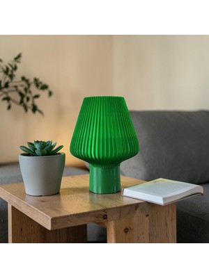 Şeffaf Yeşil Dekoratif Masa Lambası – Minimal Tasarım, E14 Duy, 2m Kablolu, Modern Gece Lambası, Beyaz Işık Ampul Hediyeli