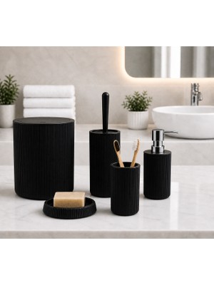 Kitchen Line 5’li Banyo Seti Çizgili Tasarım – 6,25 L Çöp Kovası + Wc Fırçası + Sıvı Sabunluk + Diş Fırçalık + Katı Sabunluk Modern Banyo Aksesuar Seti