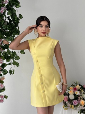 Yureli Düğme Detaylı Mini Elbise
