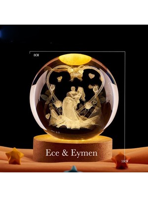 Hediyesahibi Romantik Çift Figürlü LED Işıklı 3D Kristal Küre – Kalp Tasarımlı Dekoratif Gece Lambası (8 Cm)