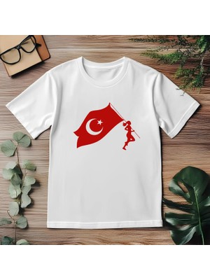 Beyaz Premium Çocuk Tişörtü – 19 Mayıs Özgürlük , %100 Pamuk, Rahat ve Nefes Alabilir Günlük Kullanım