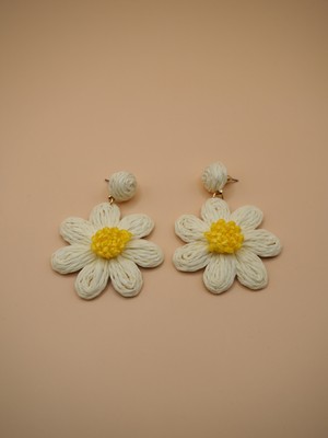 Stelle Jewelry Hasır Papatya Küpe