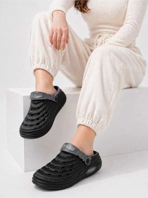 Slipcat Unisex Yazlık Terlik – Nefes Alabilir, Yumuşak Tabanlı, Ayarlanabilir Arka Bantlı Sandalet