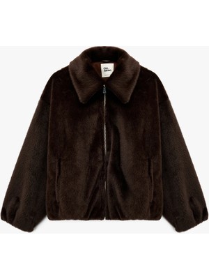 Koton Klasik Yaka Fermuarlı Cepli Oversize Suni Kürk Bomber Ceket