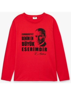 Pamuklu Uzun Kollu Bisiklet Yaka Atatürk Baskılı Tişört