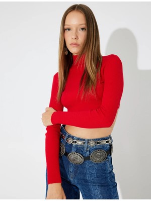 Koton x Zeynep Bastık - Boğazlı Triko Crop Kazak Uzun Kollu Slim Fit