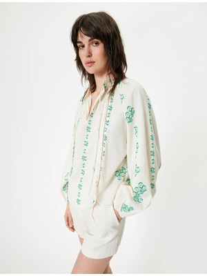 Koton Ekru Oversize Gömlek Balon Kollu Pamuklu Çiçek İşlemeli Rahat Stil