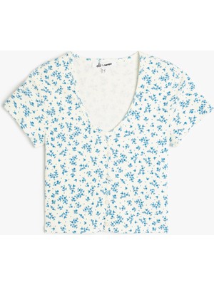 Koton  V Yaka Düğmeli Çiçek Desenli Slim Fit Crop Tişört