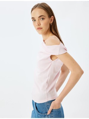 Koton Kayık Yaka Drapeli Kolsuz Slim Fit Bluz