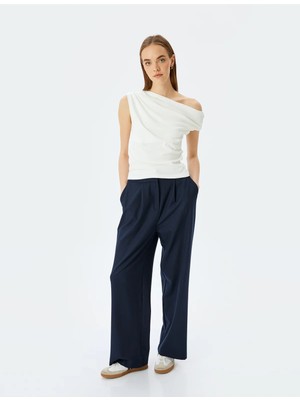 Koton Kayık Yaka Drapeli Kolsuz Slim Fit Bluz