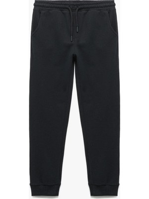 Koton Beli Bağcıklı Cepli Basic Jogger Eşofman Altı Erkek Çocuk Kış Sezonu İçin Rahat Tasarım