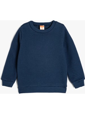 Koton Bisiklet Yaka Sweatshirt Dokulu Pamuk Karışımlı