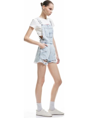 Koton Yıpratma Detaylı Cepli Rahat Kesim Mini Askılı Denim Şort Salopet