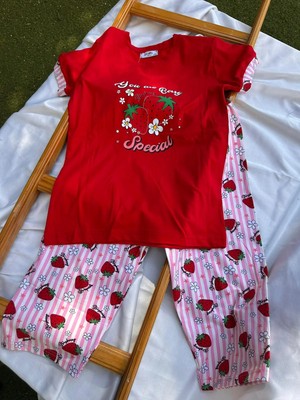 bebexy Çilek Desenli Kırmızı Pijama Takımı