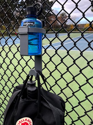 AKT Tenis Kortu Çit Askısı Spor Sahası Şişe Çanta Elbise Tutucu | Pickleball Padel Kort Aksesuarı