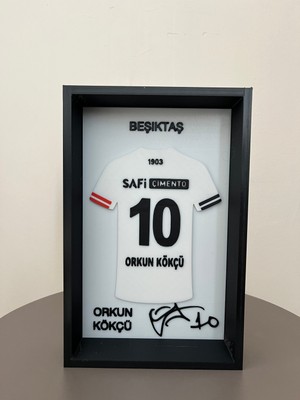Reborn 3D Beşiktaş Orkun Kökçü Imzalı Forma Tablo 3D Çerçeveli Dekoratif Tablo