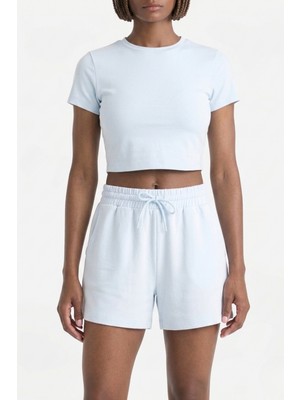 Soft & Basic Kadın Rahat Kalıp Cepli Beli Lastikli Kısa Paça Mavi Şort
