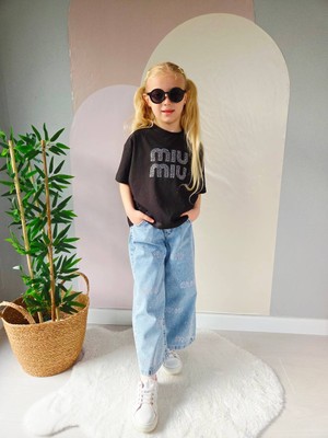Kız Çocuk Kristal Taş Detaylı Taşlanmış Jean ve %100 Pamuk Tişört Kombin - Barbie Stil