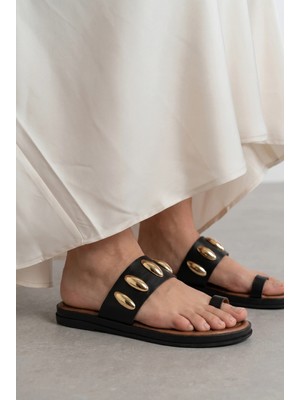 Giamgia Store Giamgia Kadın Siyah Altın Zımbalı Düz Parmak Arası Terlik