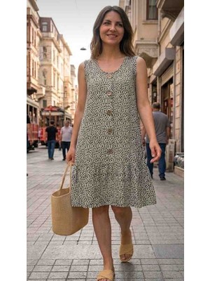 Butik Ayvitrin Kadın Desenli Eteği Fırfırlı Düğme Detaylı Elbise
